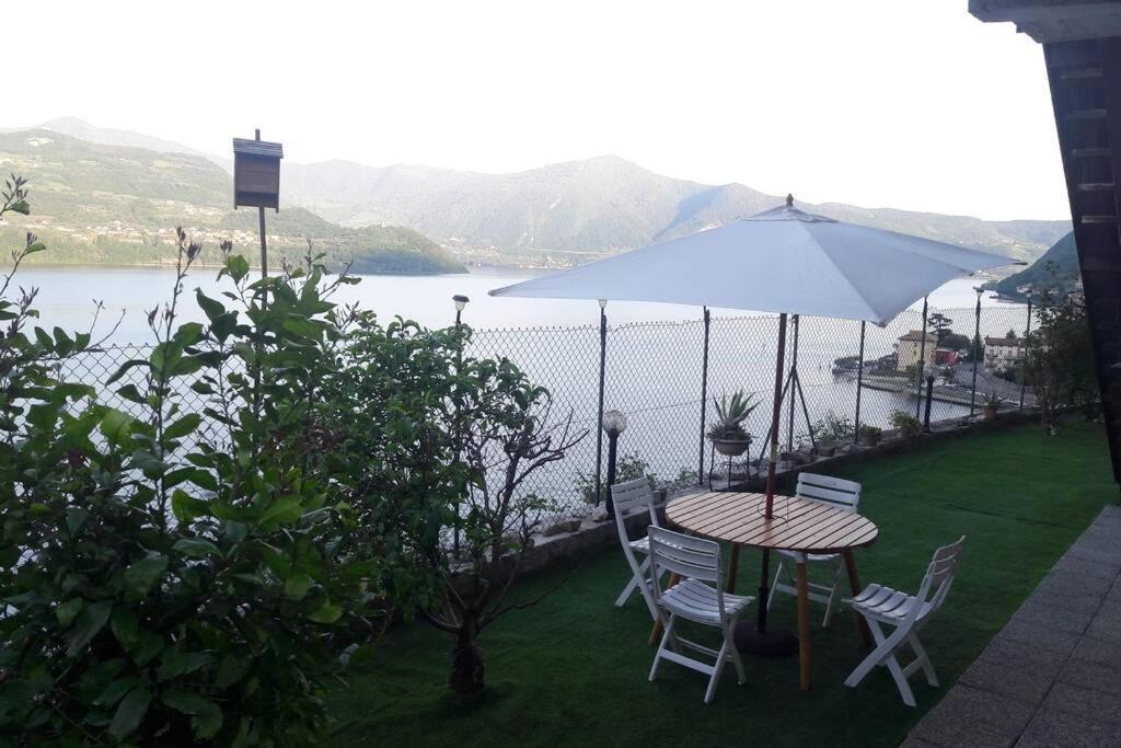 Appartamento sul lago d'Iseo Tavernola Bergamasca Exterior foto